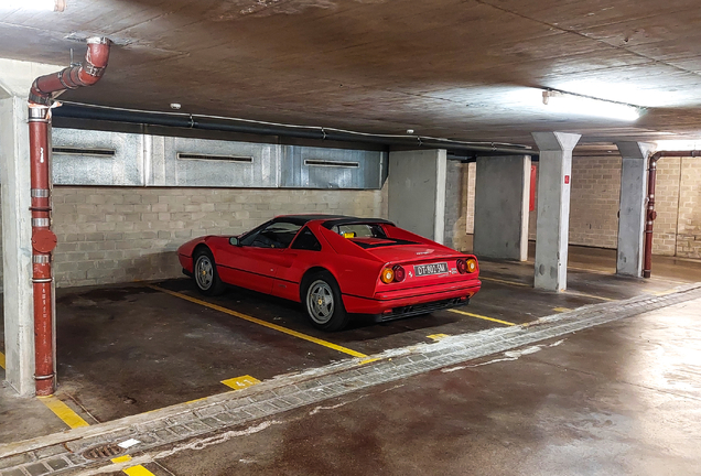 Ferrari 328 GTS