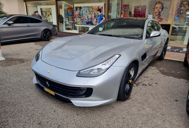 Ferrari GTC4Lusso T