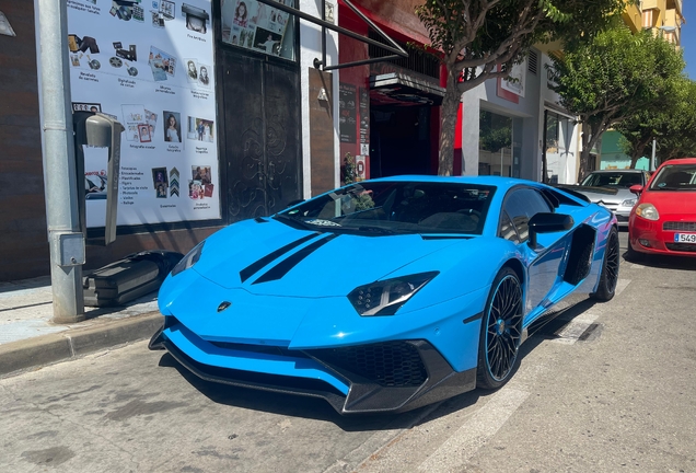 Lamborghini Aventador LP750-4 SuperVeloce