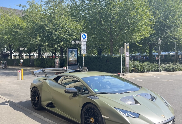 Lamborghini Huracán LP640-2 STO