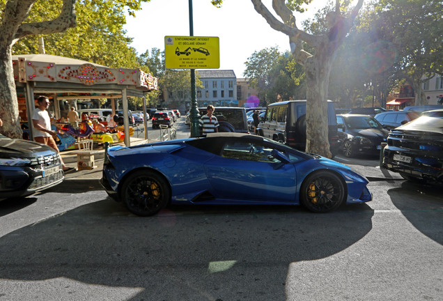 Lamborghini Huracán LP640-4 EVO Spyder