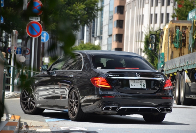 Mercedes-AMG E 63 S W213