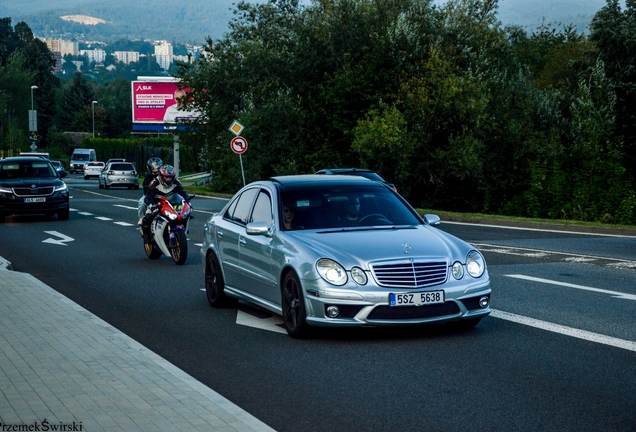 Mercedes-Benz E 63 AMG