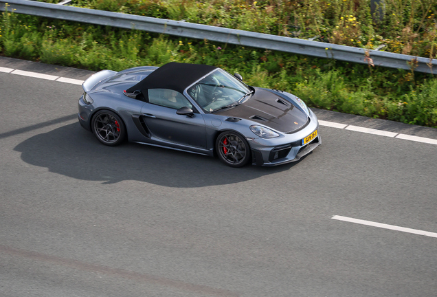 Porsche 718 Spyder RS Weissach Package