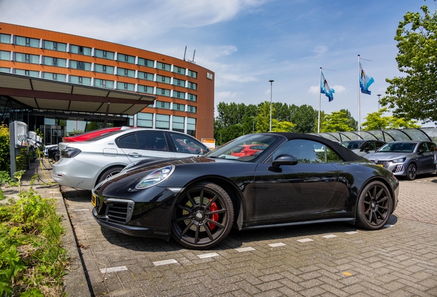 Porsche 991 Carrera 4S Cabriolet MkII