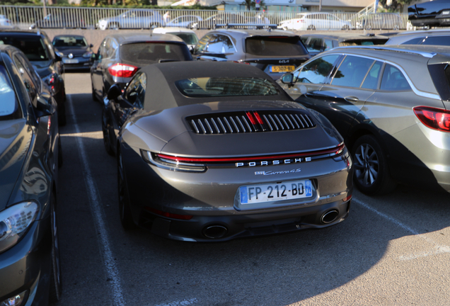 Porsche 992 Carrera 4S Cabriolet