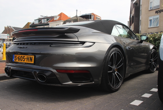 Porsche 992 Turbo S Cabriolet