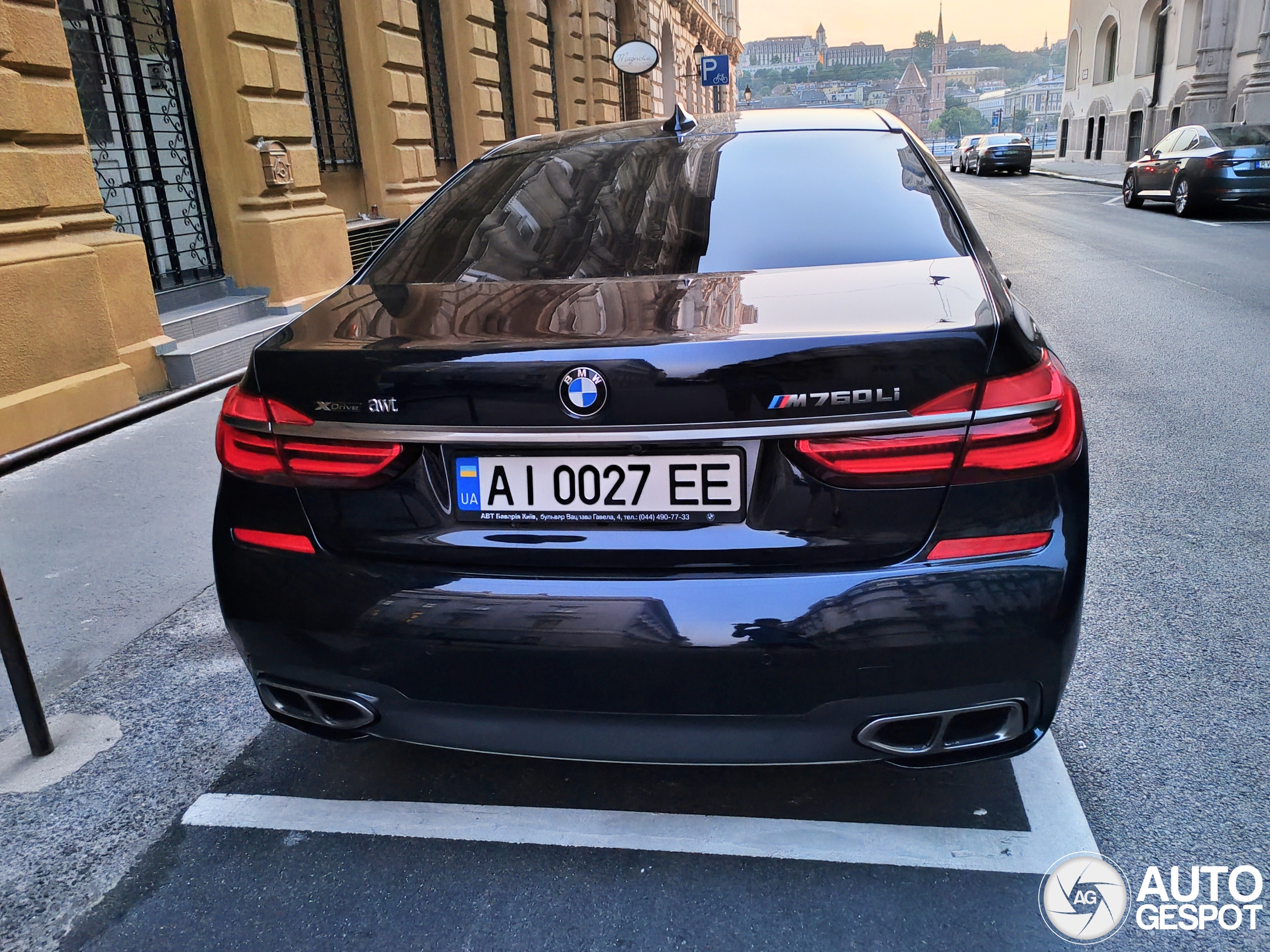 BMW M760Li xDrive