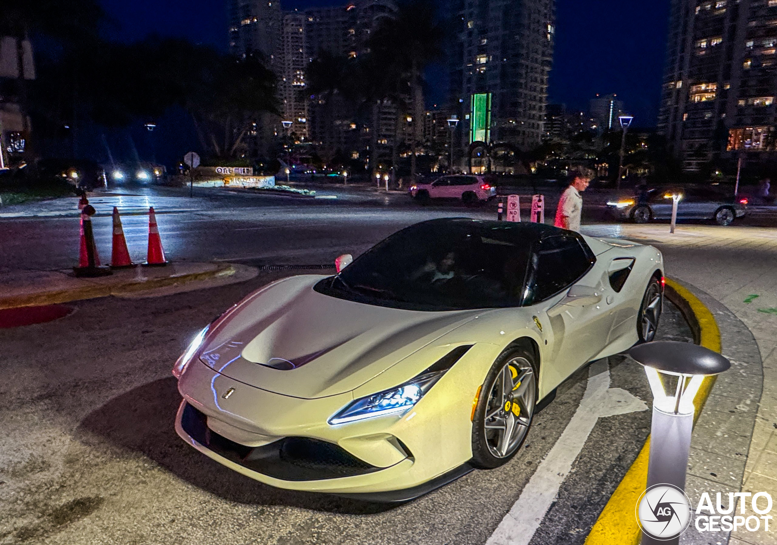 Ferrari F8 Spider