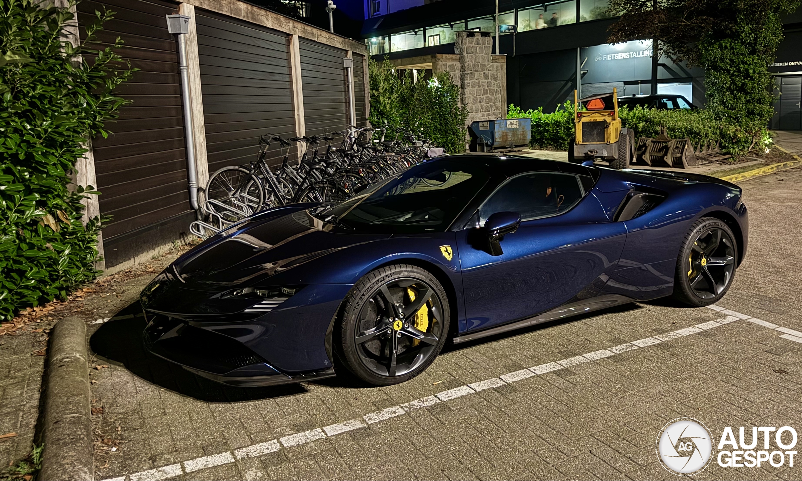 Ferrari SF90 Spider