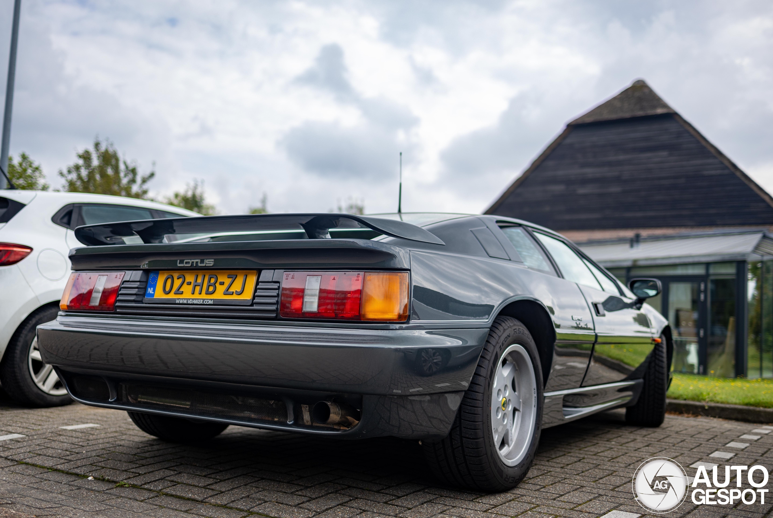 Lotus Esprit Turbo SE