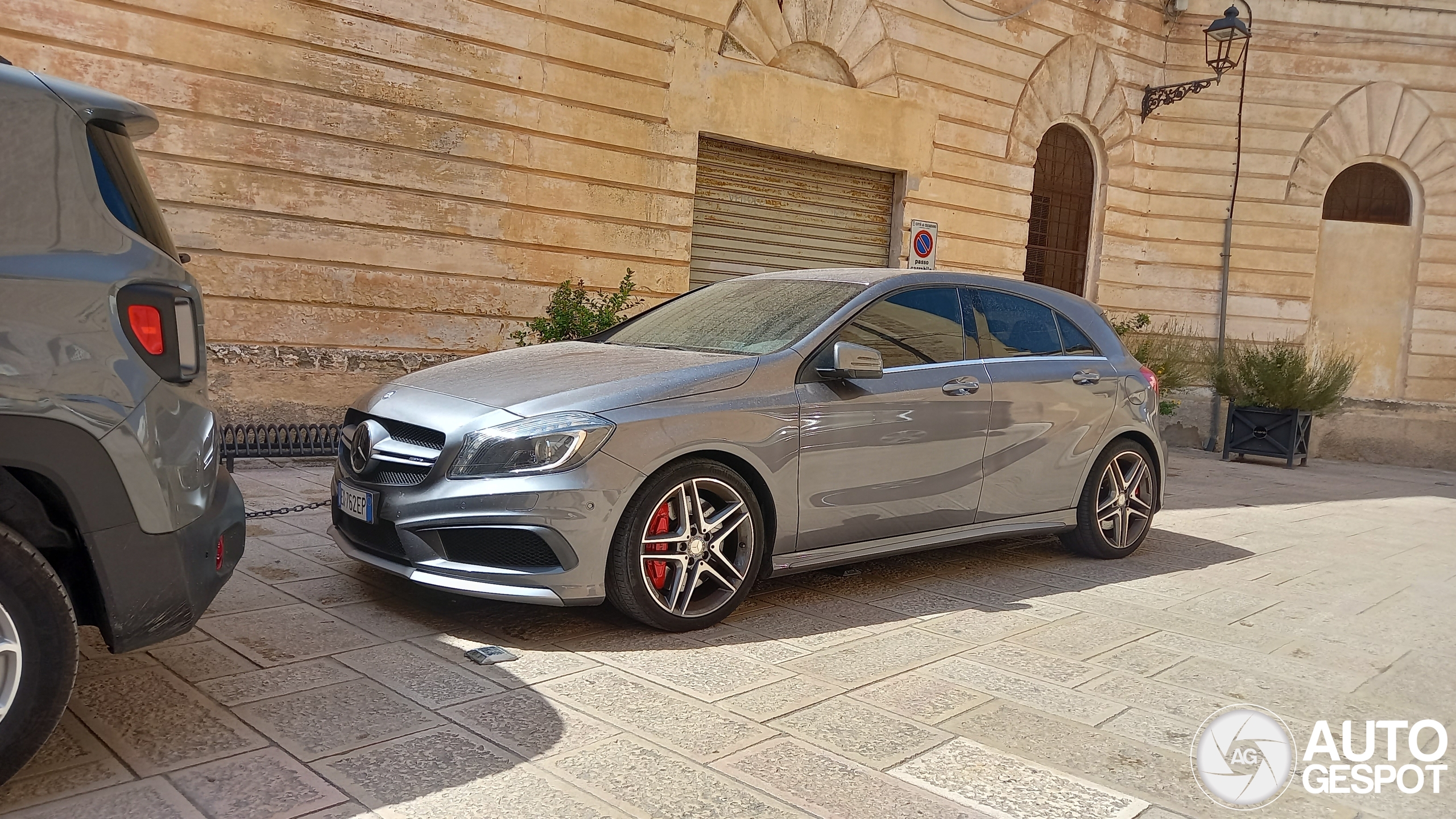 Mercedes-Benz A 45 AMG