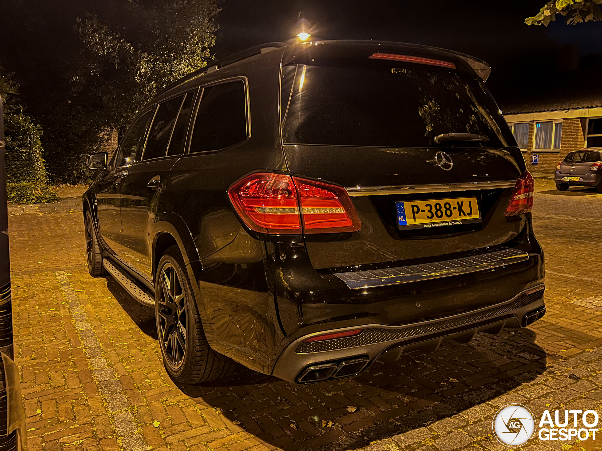 Mercedes-AMG GLS 63 X166