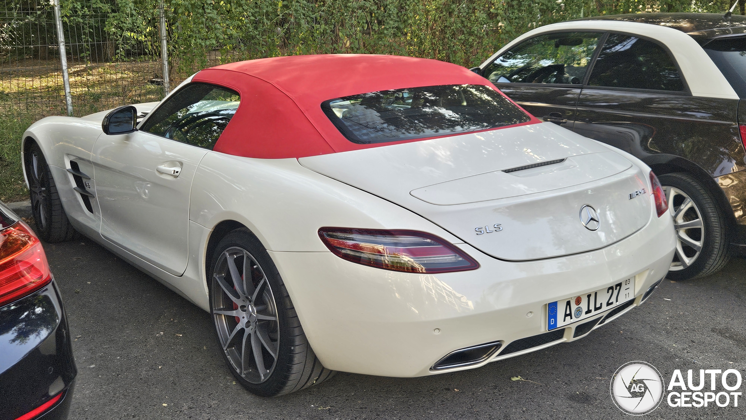 Mercedes-Benz SLS AMG