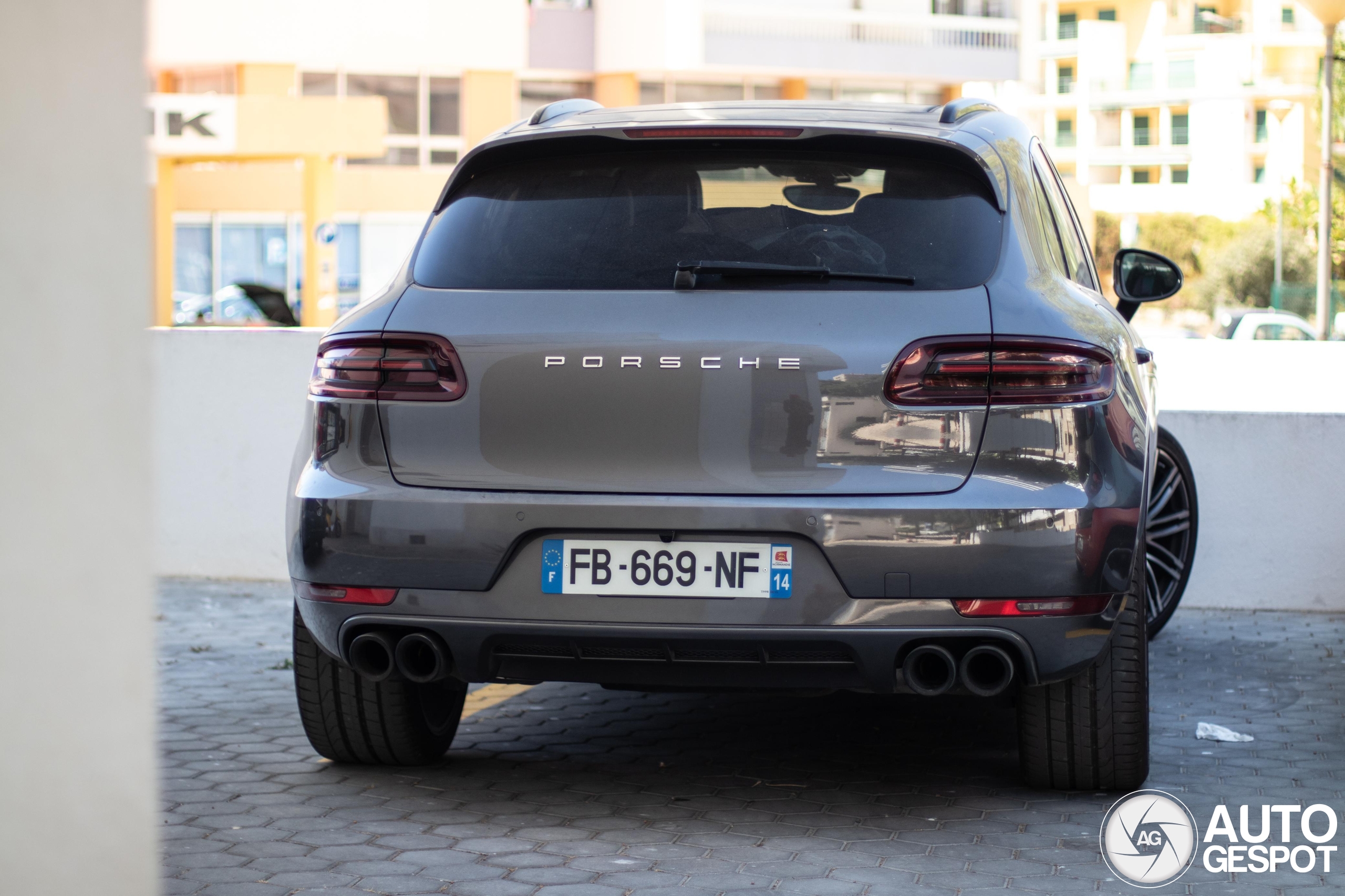 Porsche 95B Macan Turbo