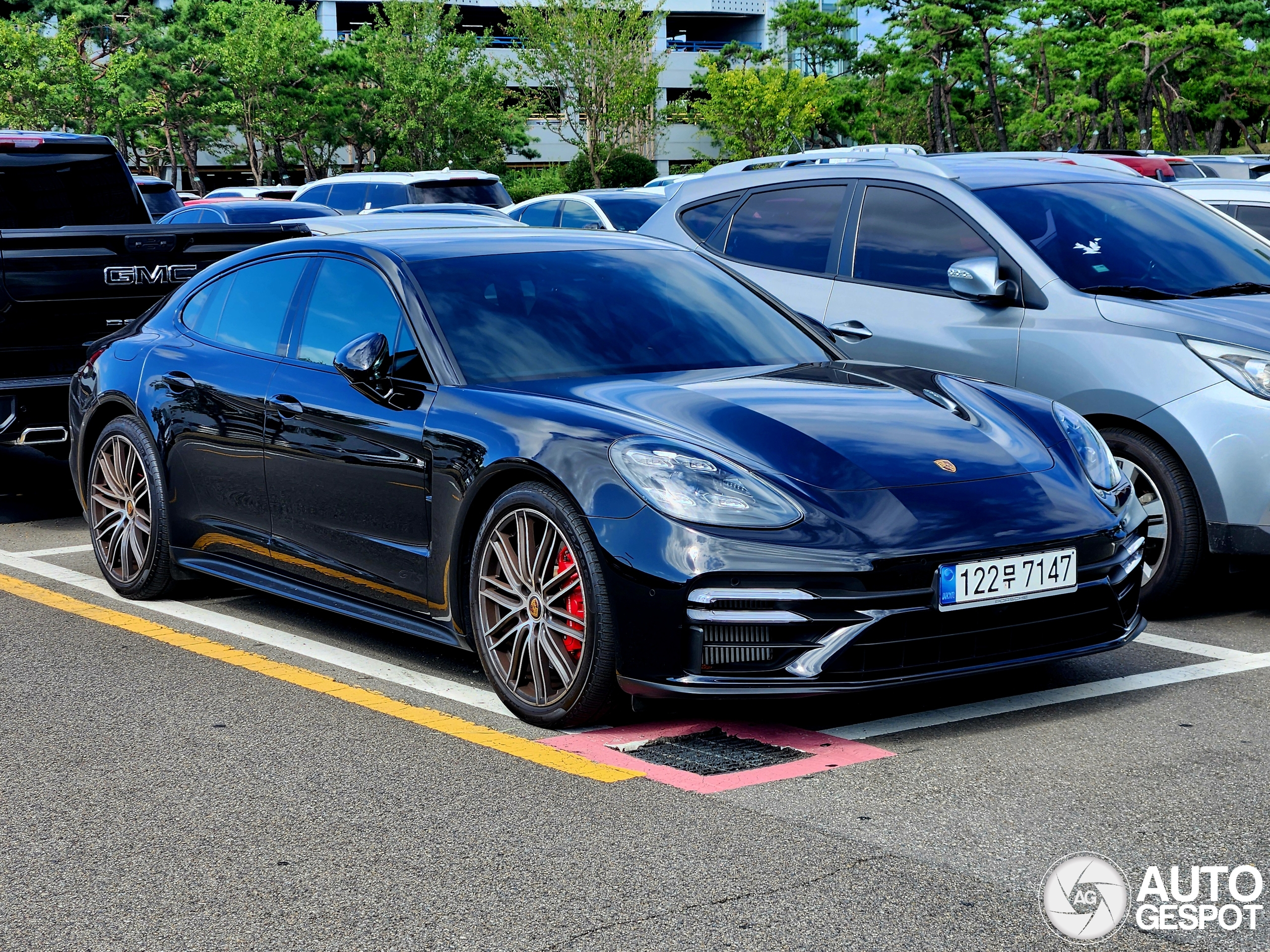 Porsche 971 Panamera GTS MkII