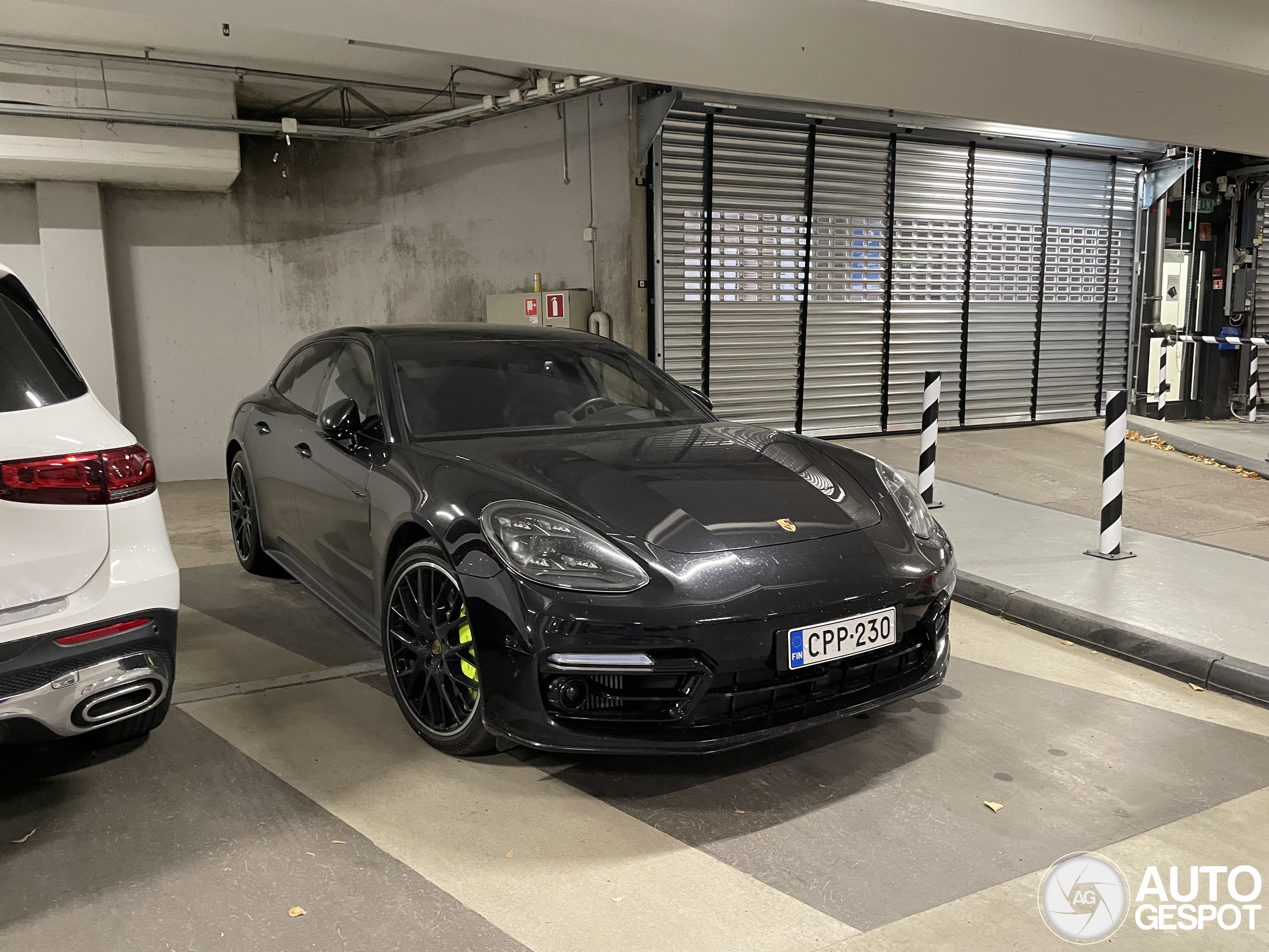 Porsche 971 Panamera Turbo S E-Hybrid Sport Turismo