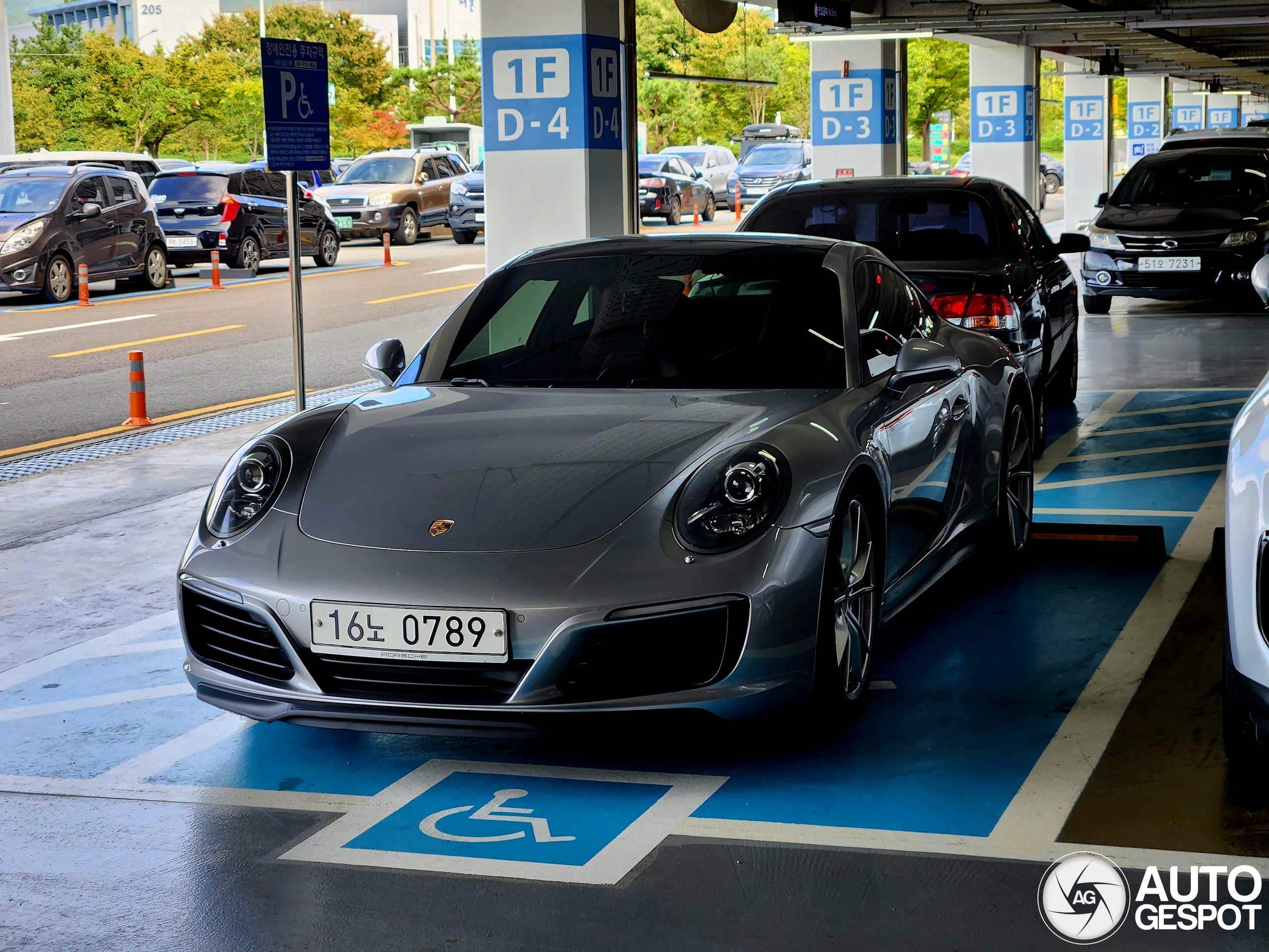 Porsche 991 Carrera 4S MkII