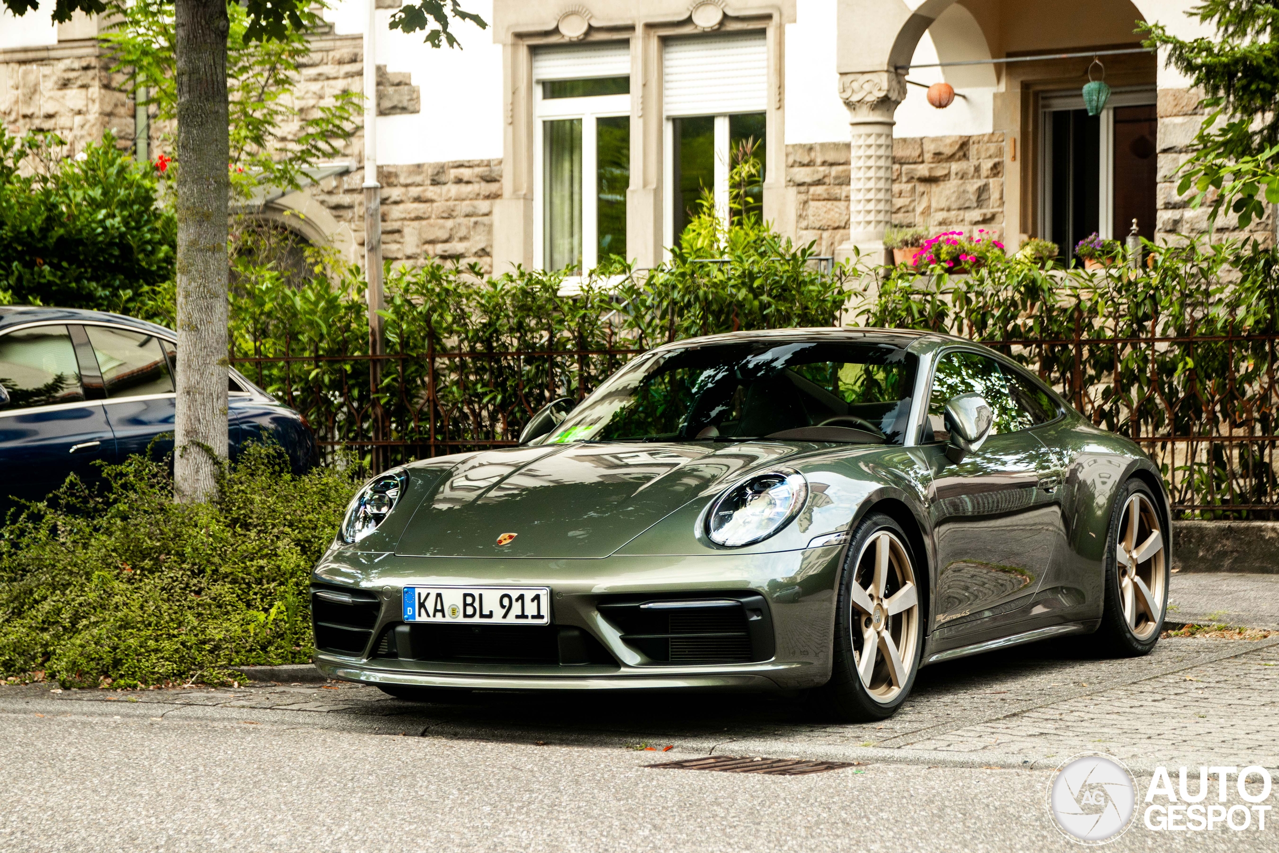 Porsche 992 Carrera 4S