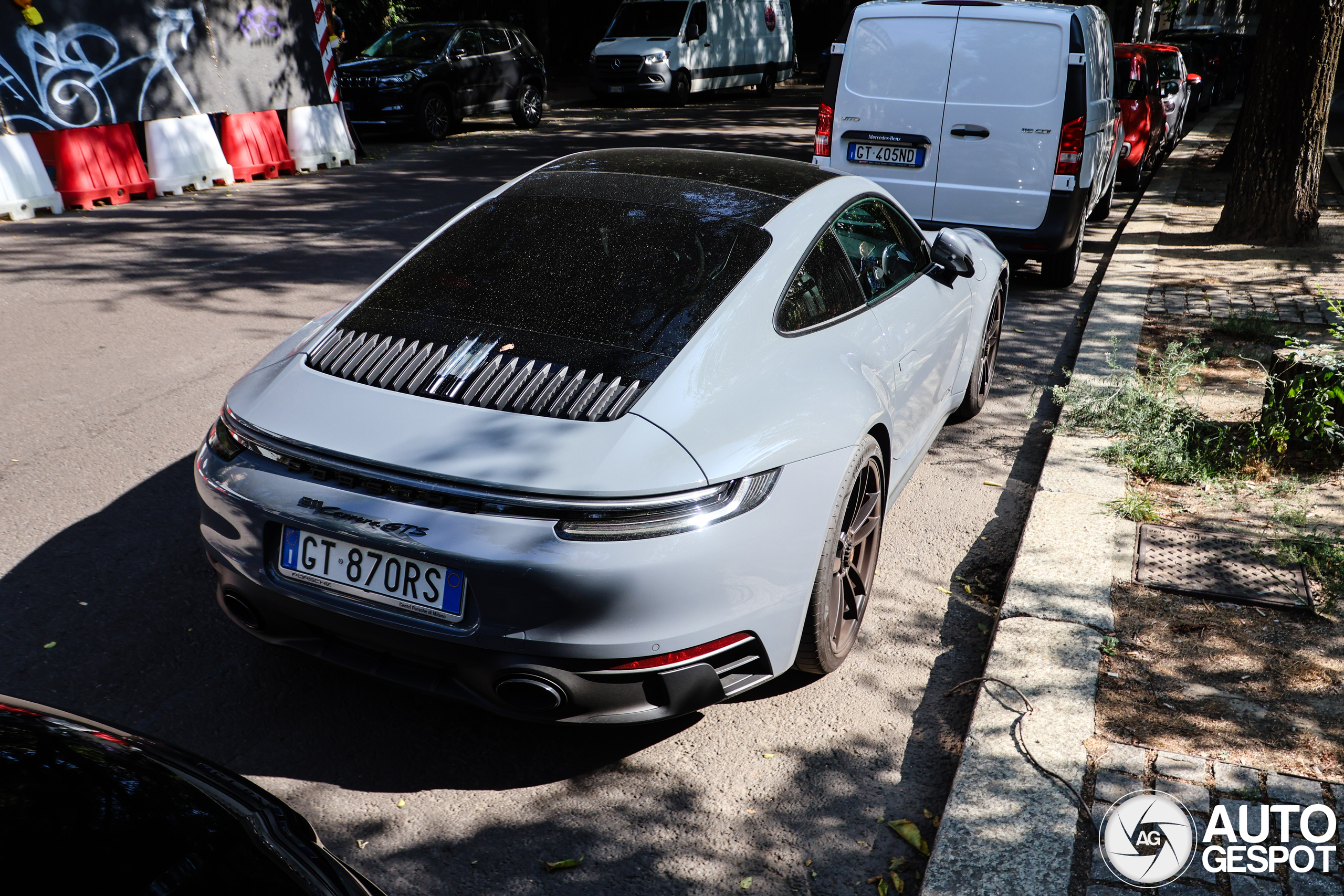 Porsche 992 Carrera GTS