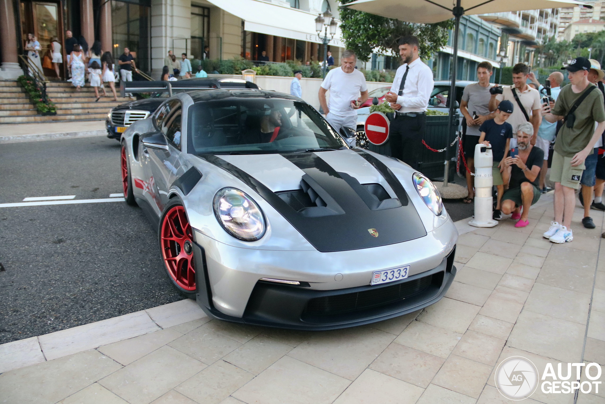 Porsche 992 GT3 RS Weissach Package