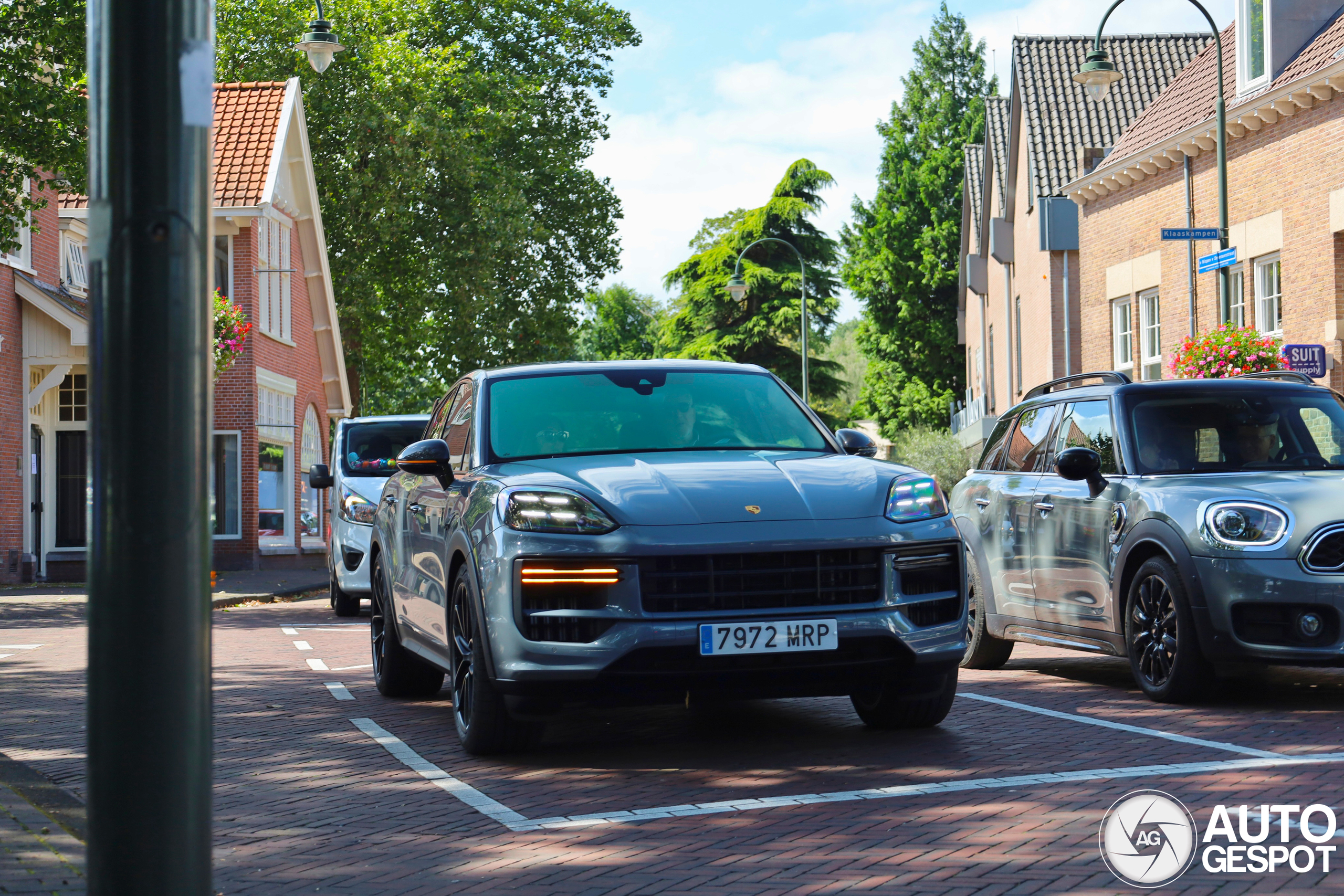 Porsche Cayenne Coupé Turbo E-Hybrid