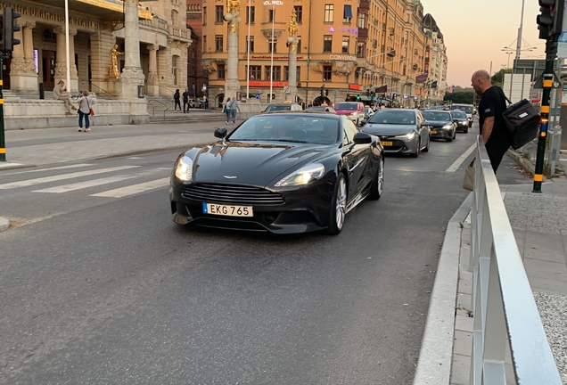 Aston Martin Vanquish 2013