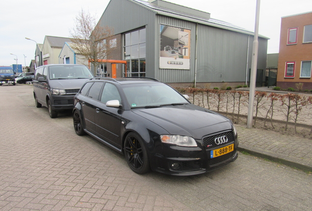 Audi RS4 Avant B7