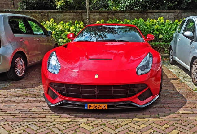 Ferrari F12berlinetta Novitec Rosso