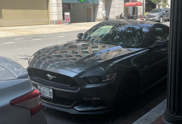 Ford Mustang GT 2015