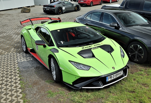 Lamborghini Huracán LP640-2 STO