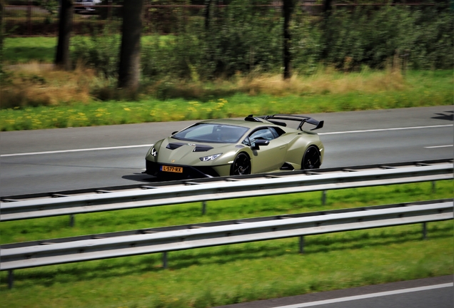 Lamborghini Huracán LP640-2 STO