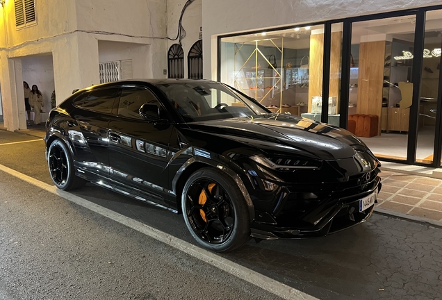 Lamborghini Urus Performante