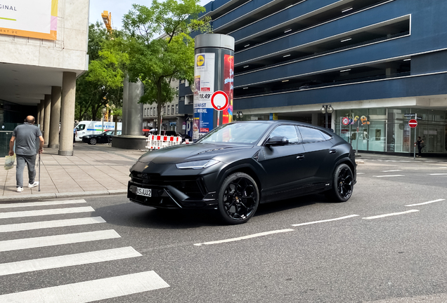 Lamborghini Urus S