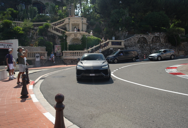 Lamborghini Urus S