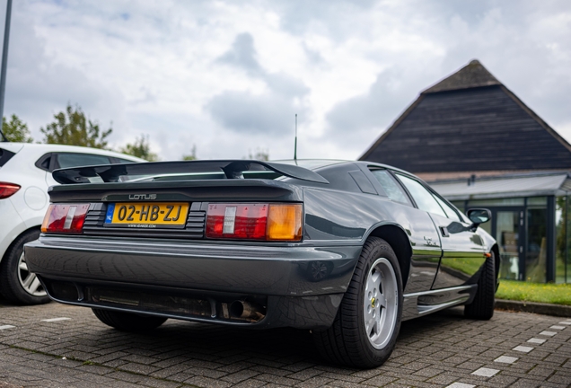 Lotus Esprit Turbo SE