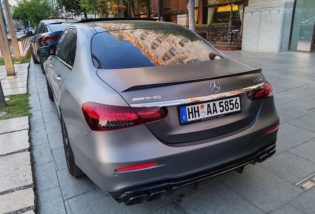 Mercedes-AMG E 63 S W213 2021