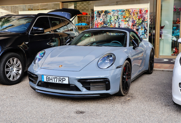 Porsche 992 Carrera 4 GTS Cabriolet