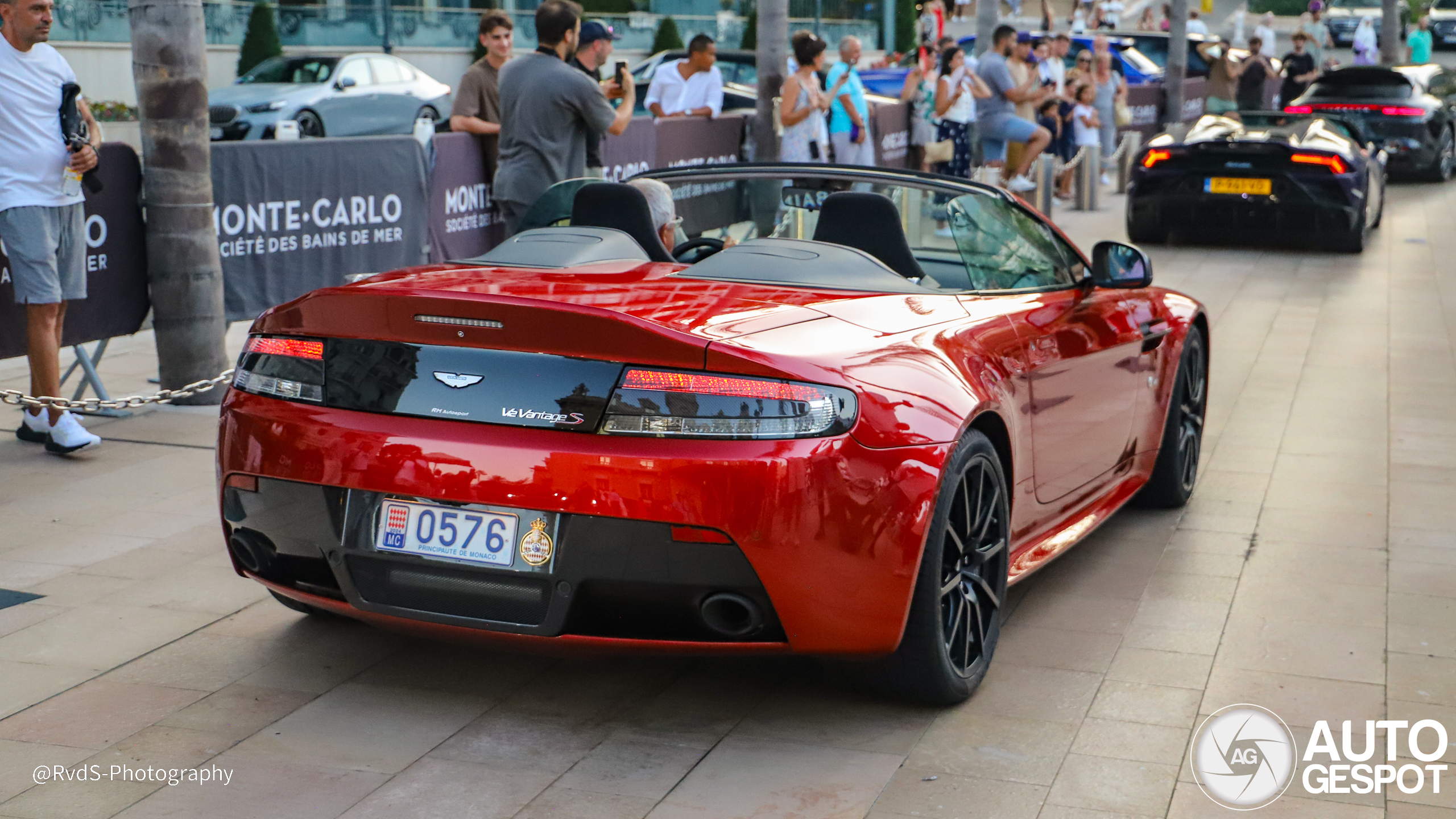 Aston Martin V12 Vantage S Roadster - 06 September 2024 - Autogespot