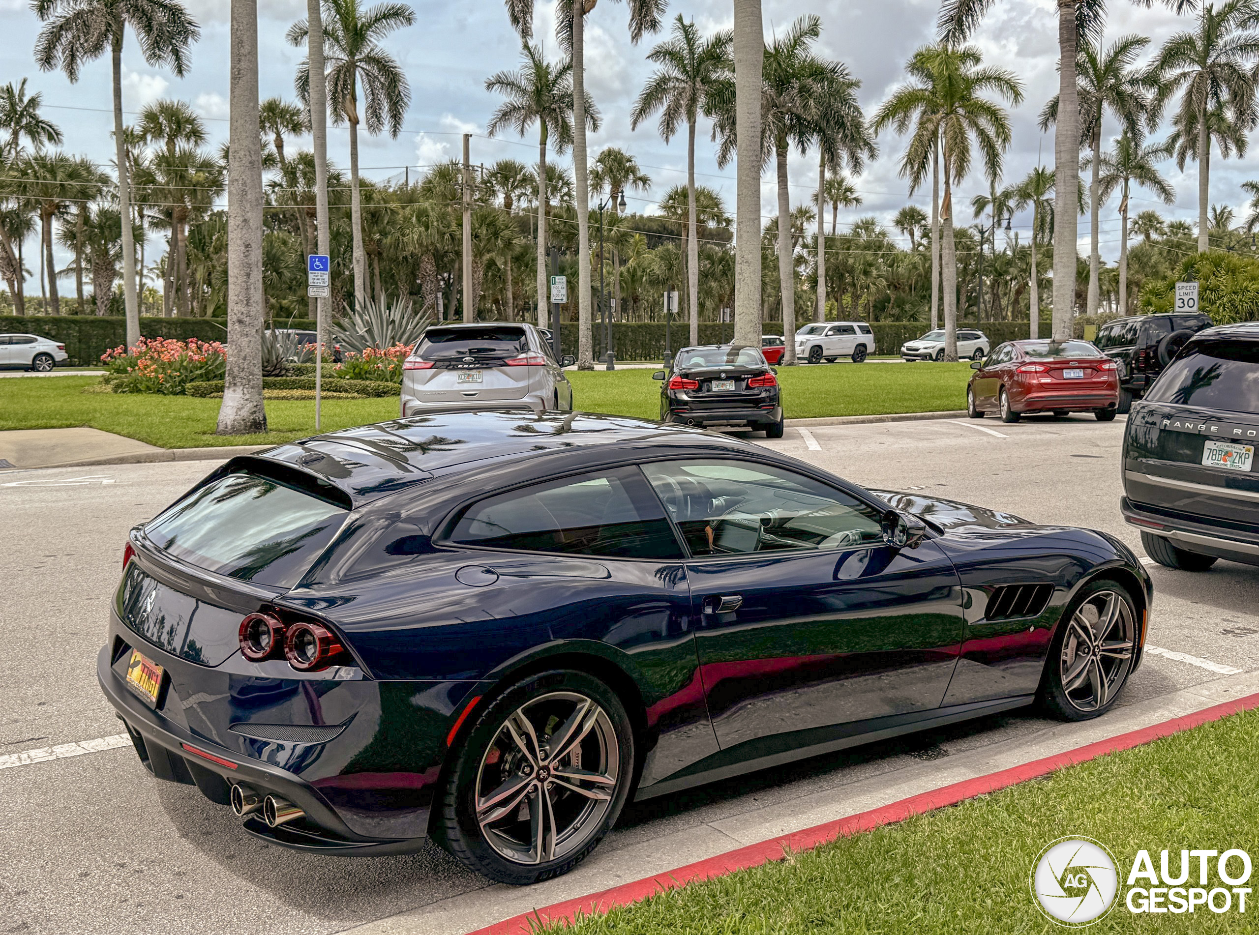 Ferrari GTC4Lusso