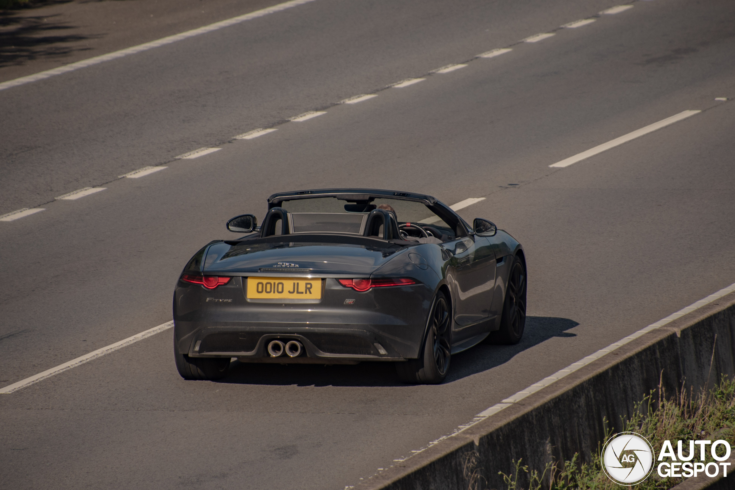 Jaguar F-TYPE S Convertible Chequered Flag Edition 2019