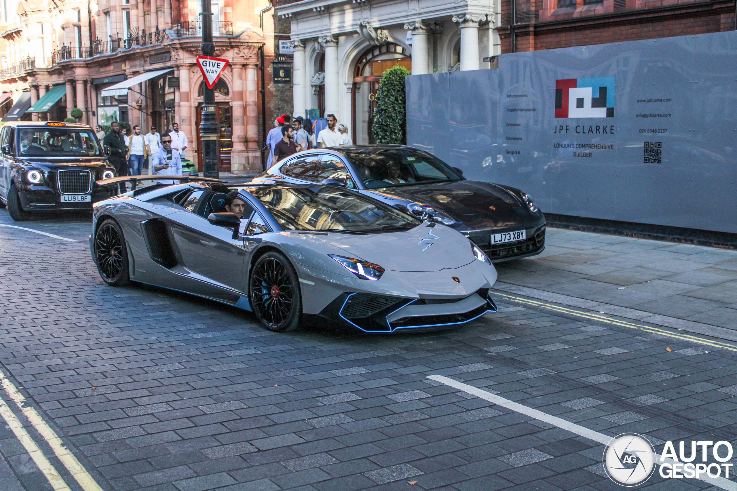 Lamborghini Aventador LP750-4 SuperVeloce Roadster