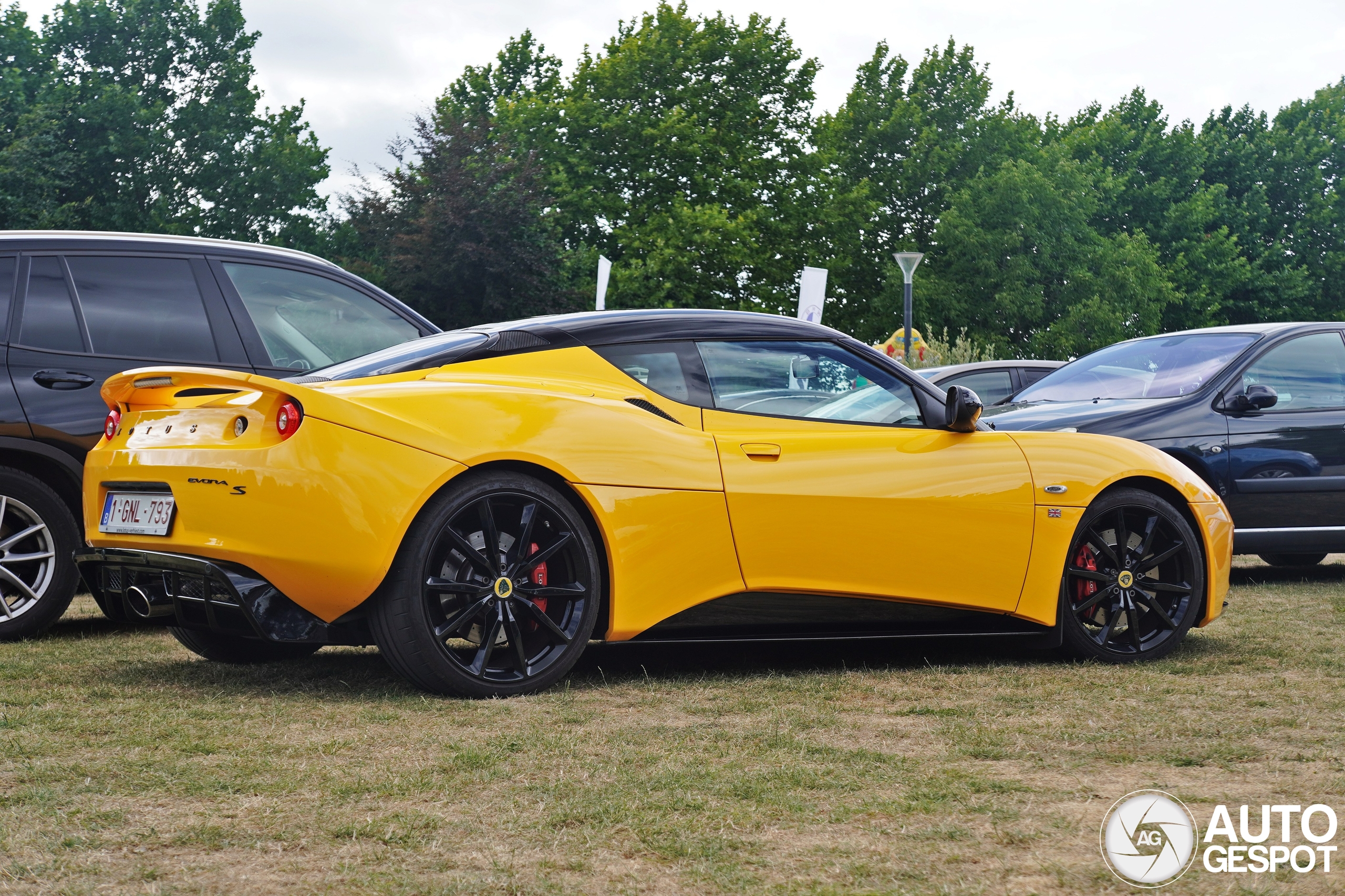 Lotus Evora S Sports Racer