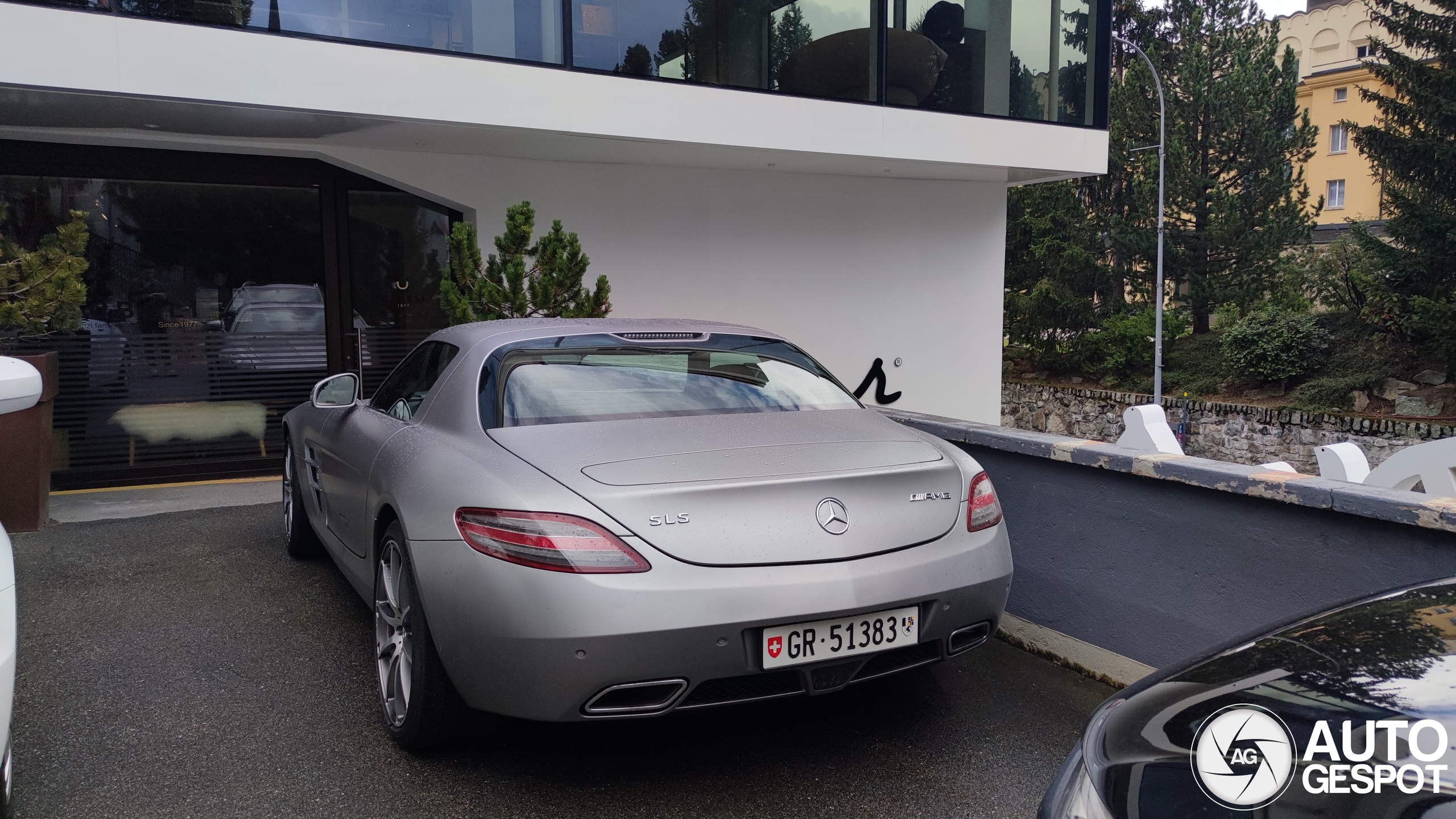 Mercedes-Benz SLS AMG