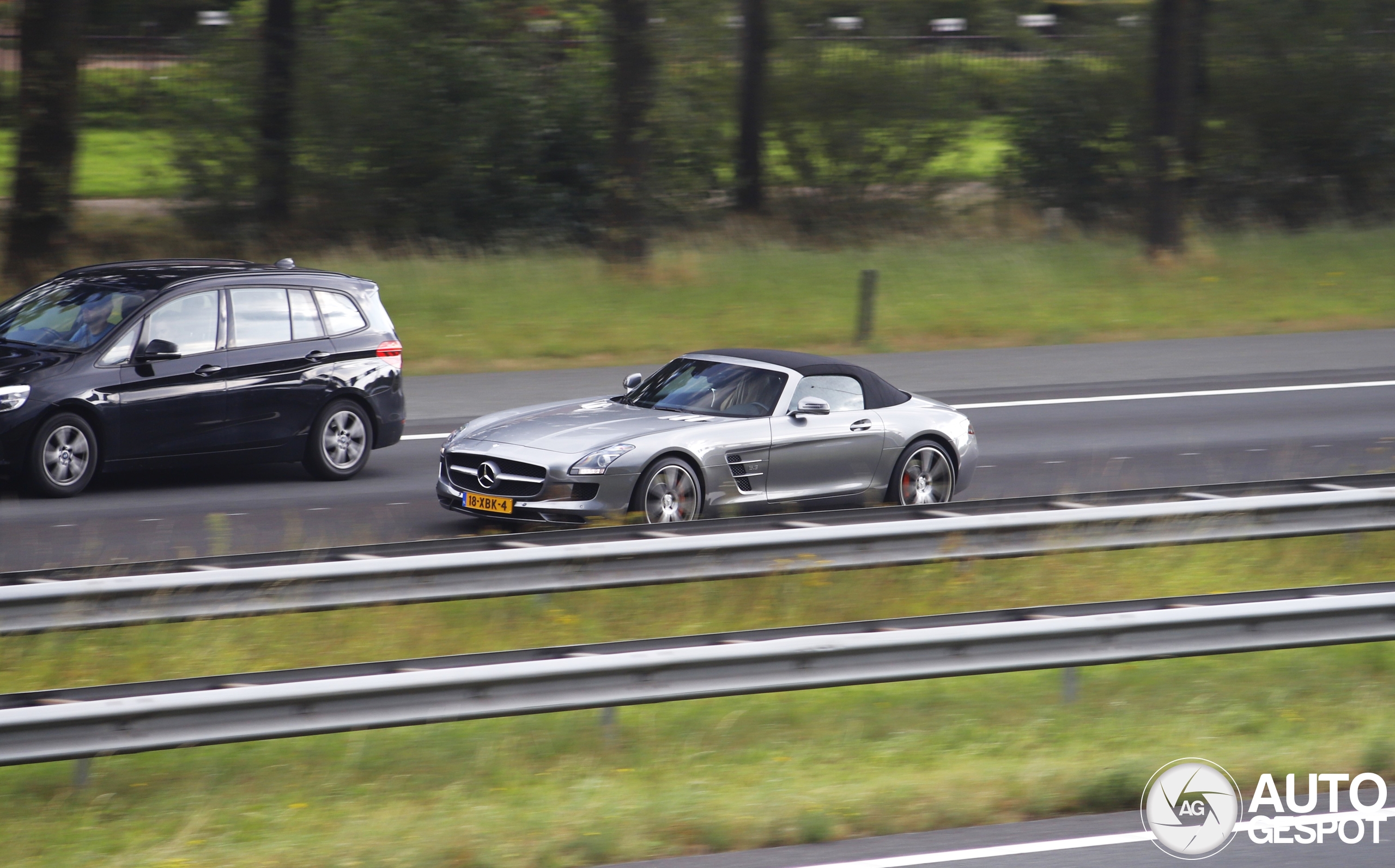 Mercedes-Benz SLS AMG Roadster