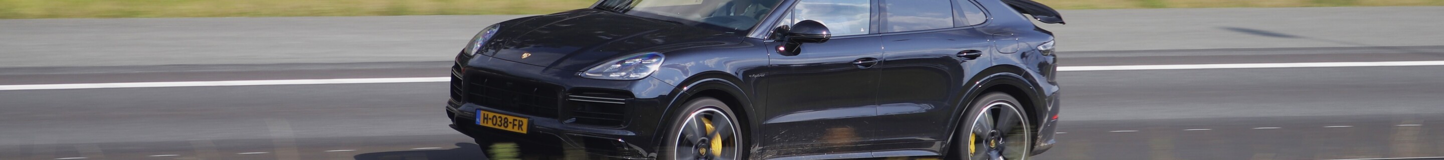 Porsche Cayenne Coupé Turbo S E-Hybrid