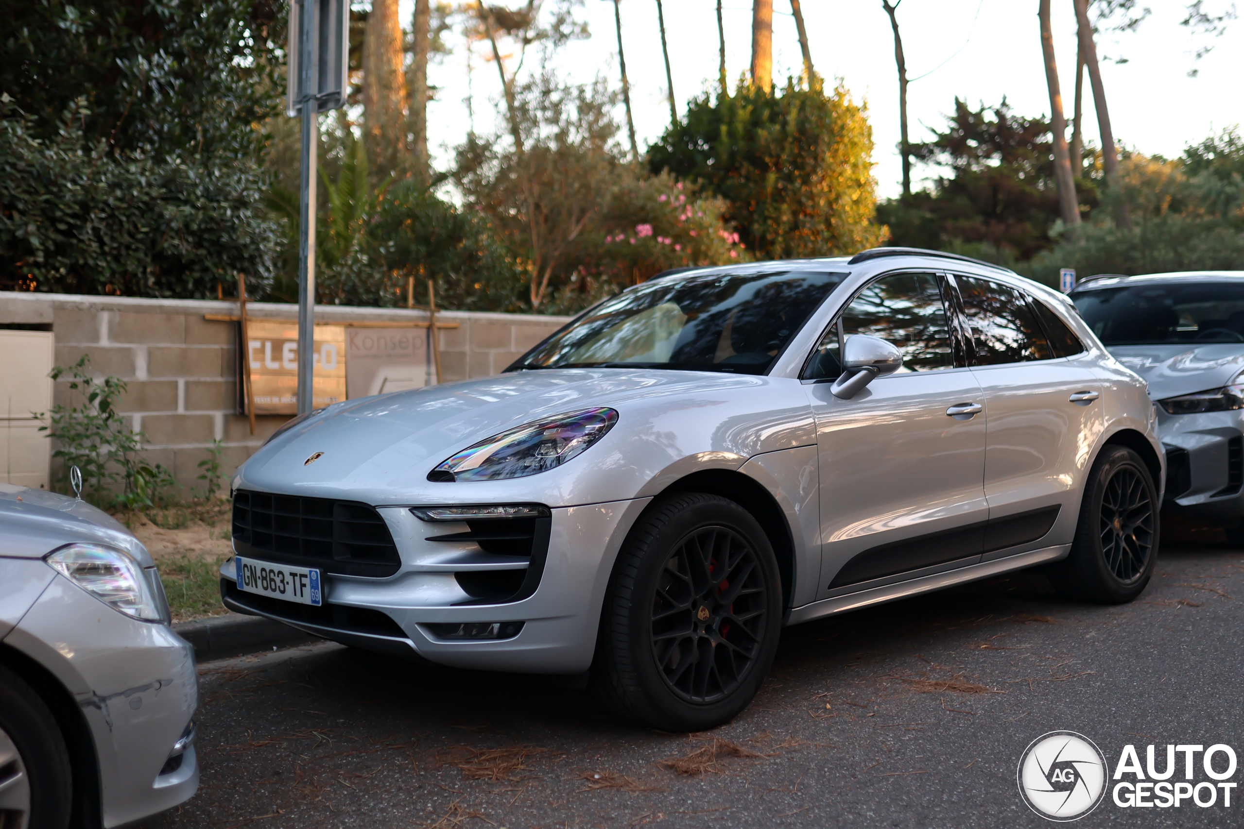 Porsche 95B Macan GTS