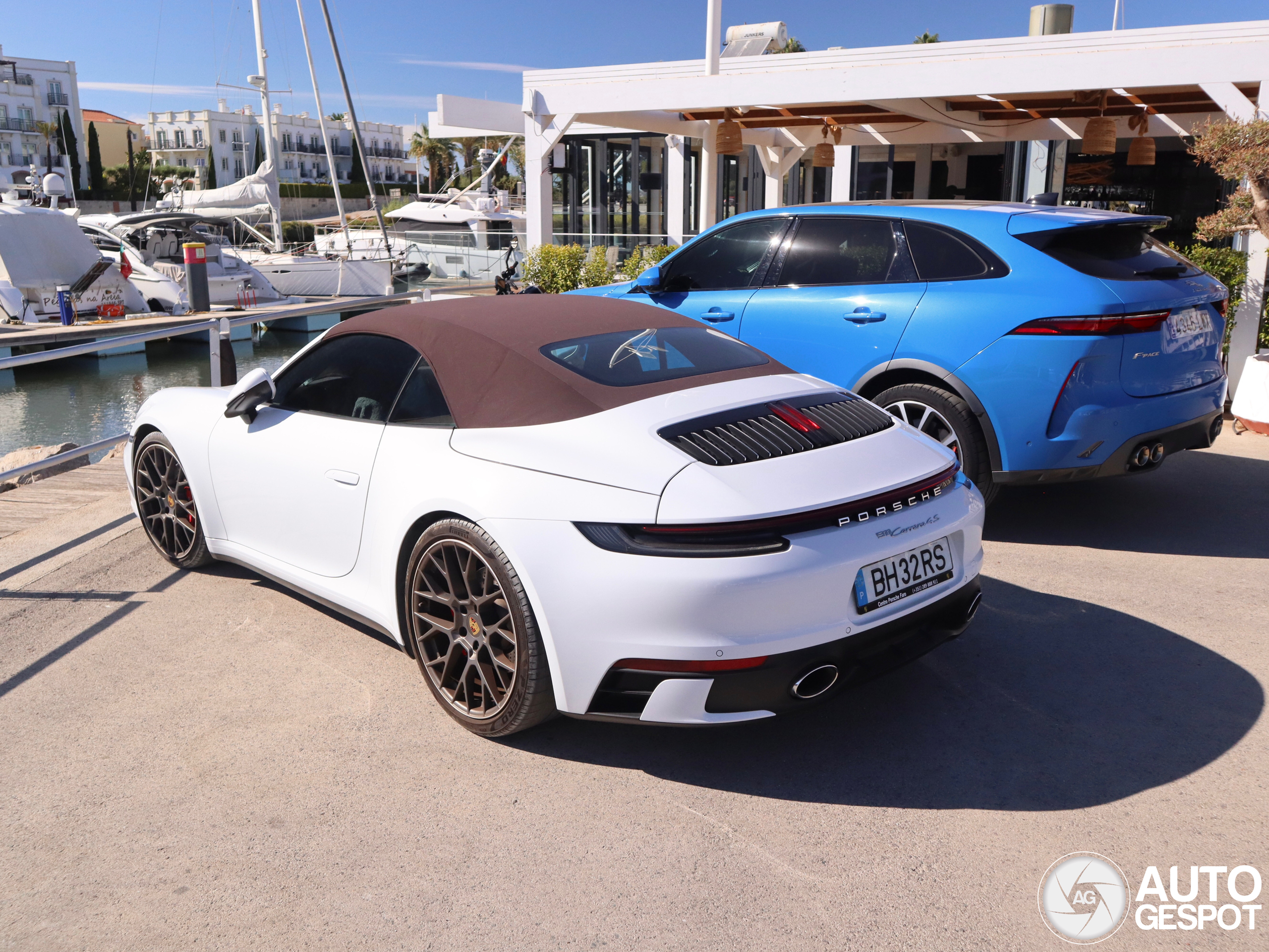 Porsche 992 Carrera 4S Cabriolet