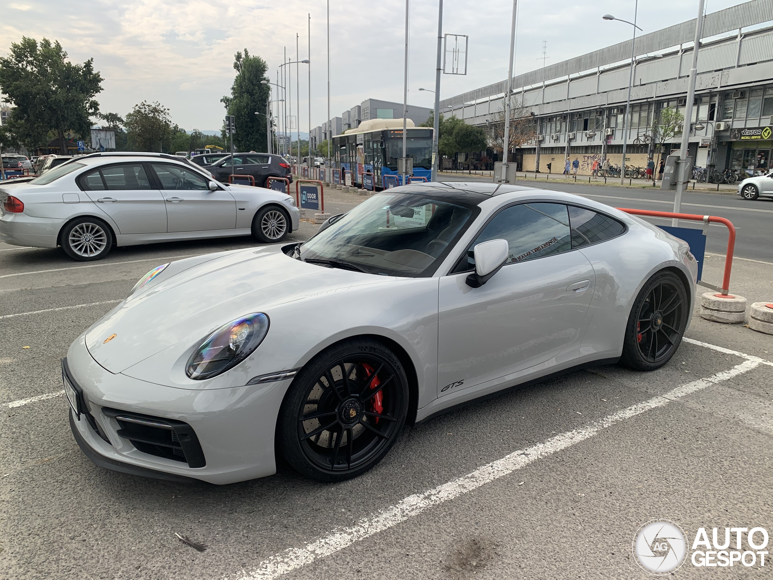 Porsche 992 Carrera GTS