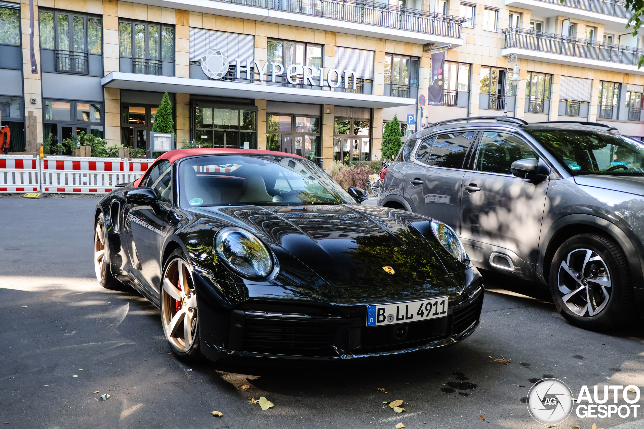 Porsche 992 Turbo Cabriolet